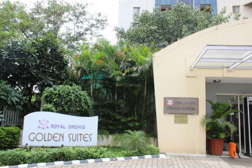 Royal Orchid Golden Suites Пуне Екстер'єр фото